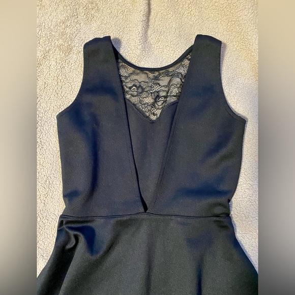H&M black dress - Picture 4 of 5
